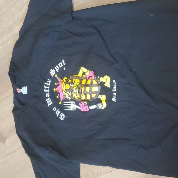 The Waffle Spot San Diego Men's Black Large Shirt Graphic Tee - Picture 2 of 2